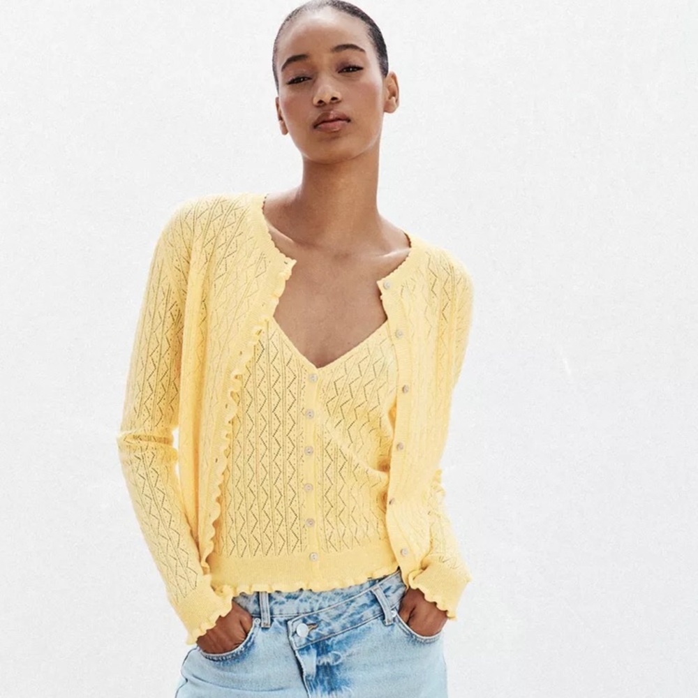 Zara pointelle ruffle cardigan yellow L (fits like M)